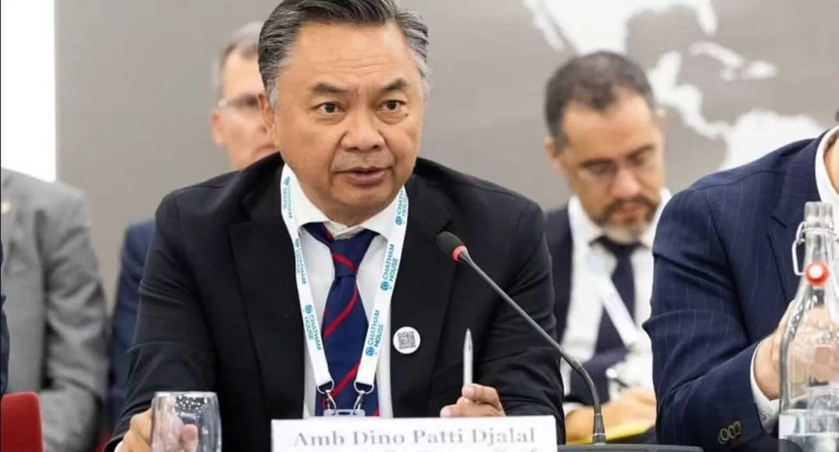 Eks Wamenlu Dino Patti Djalal beri pesan untuk Menlu Arrmanatha Nasir terkait diplomasi Indonesia. (Instagram.com/@dinopattidjalal)