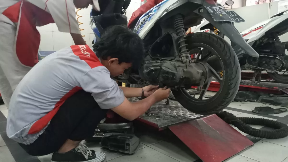 Ciri CVT motor matic harus diganti.  (Foto: Promedia)