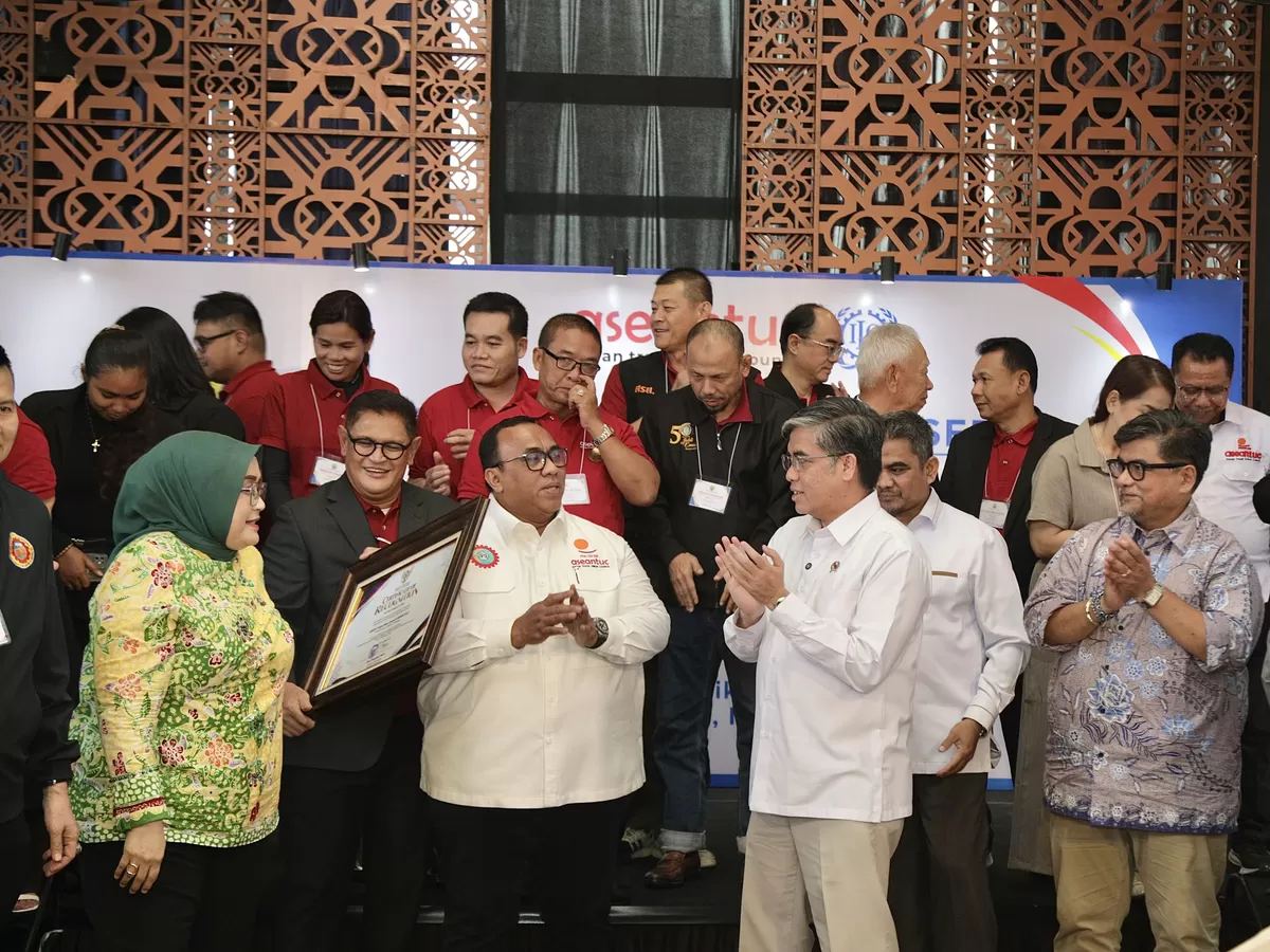 Menteri Ketenagakerjaan pada kegiatan ASEAN Trade Union Council Regional Consultation Workshop