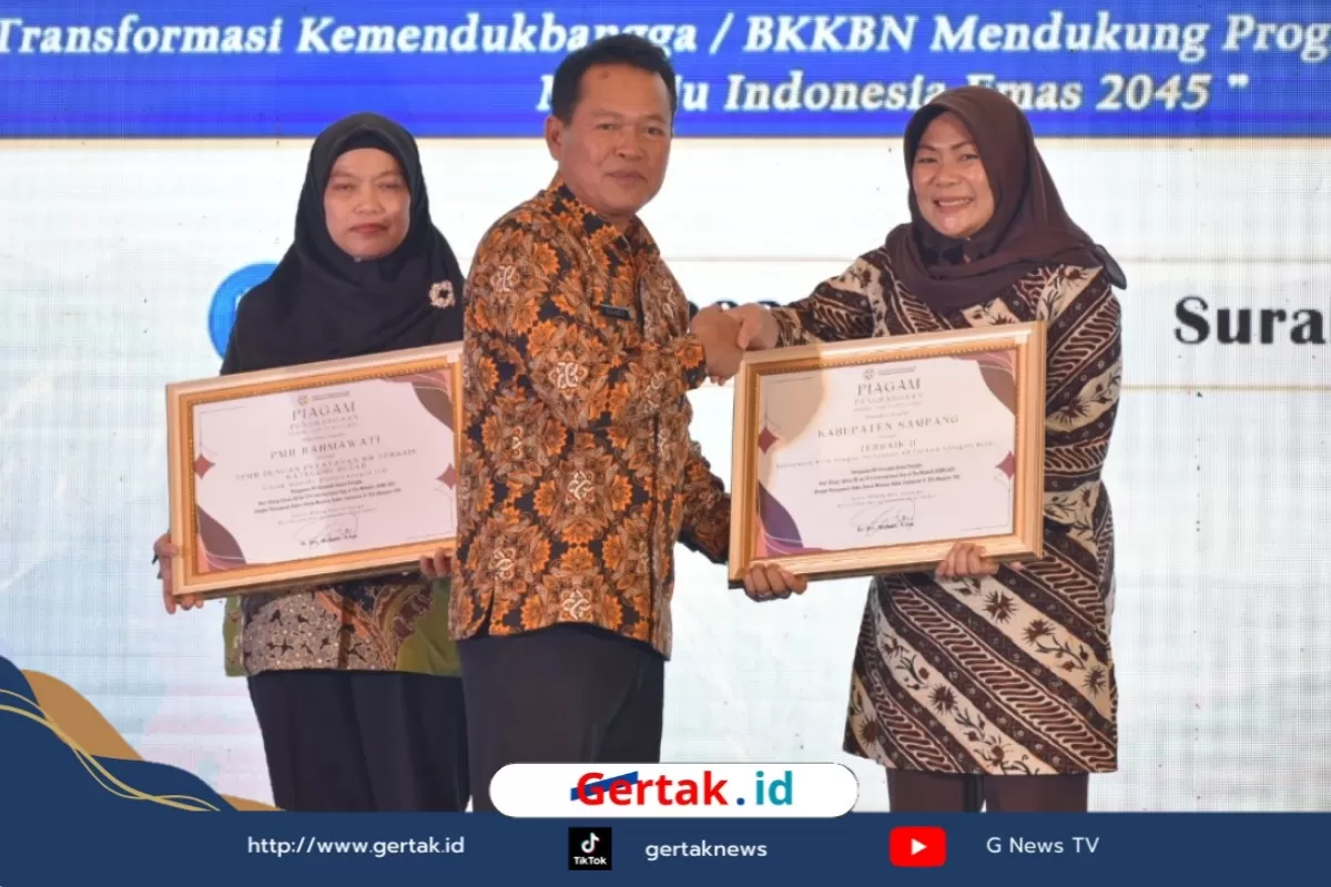 Sampang Unjuk Taring di Tingkat Nasional, Sabet Penghargaan Bangga Kencana  