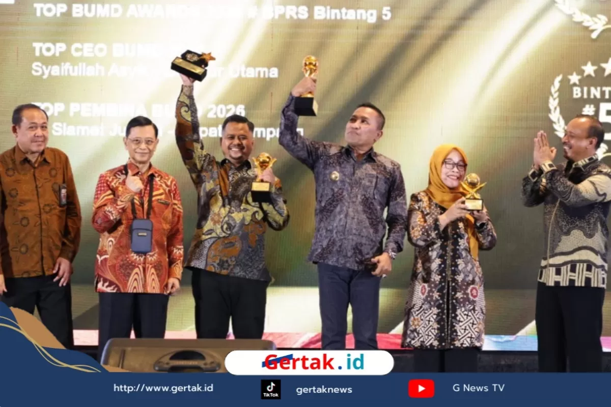 Prestasi Ganda! Bupati Sampang dan BPRS Sabet Penghargaan Tertinggi di Level Nasional