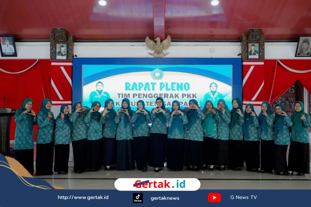 Ketua TP PKK Kabupaten Sampang Ajak Soliditas dan Disiplin Laporan Tahunan  