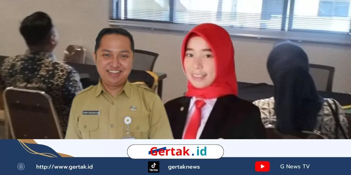 Si kerudung merah Siti Hanikatun