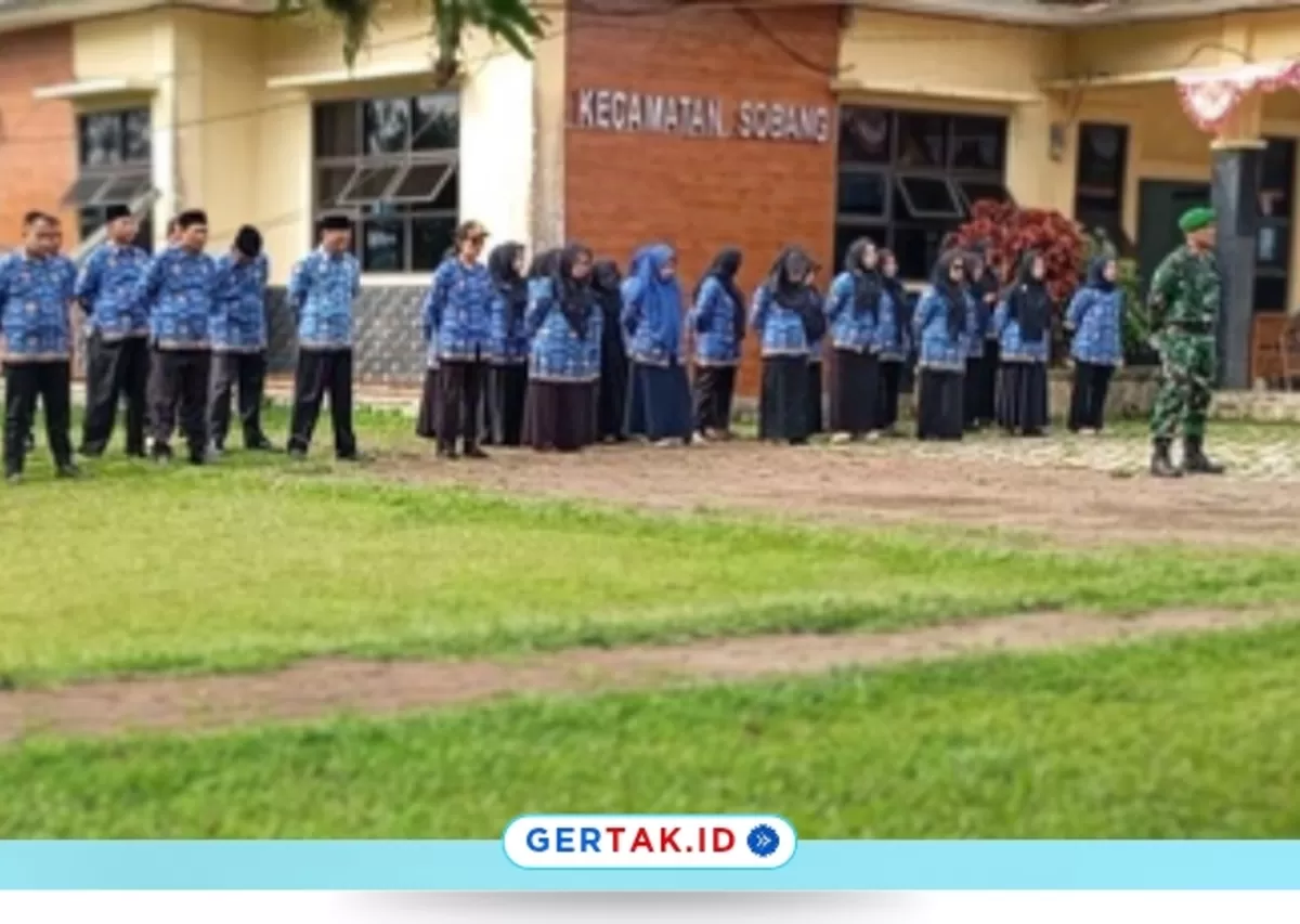 Foto : Moment Kecamatan Sobang Gelar Upacara Harkitnas 2026