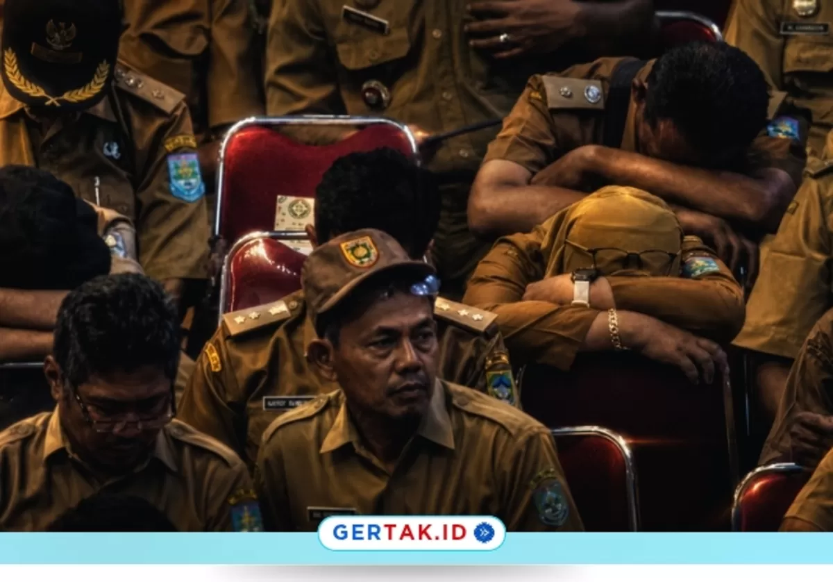 Keterangan foto: Ilustrasi viralnya polemik 326 kepala sekolah SMA-SMK di Sulsel yang dikaitkan dengan temuan pengelolaan dana BOS. (Instagram.com/@kualimerahputih)