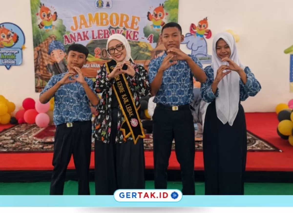 Keterangan foto: Siswa/i SMPN 1 Muncang berfoto usai mengikuti Jambore Anak Lebak 2026 di Pendopo Kabupaten Lebak dalam rangka memperingati Hari Anak Nasional./Dok.Pemcam Muncang