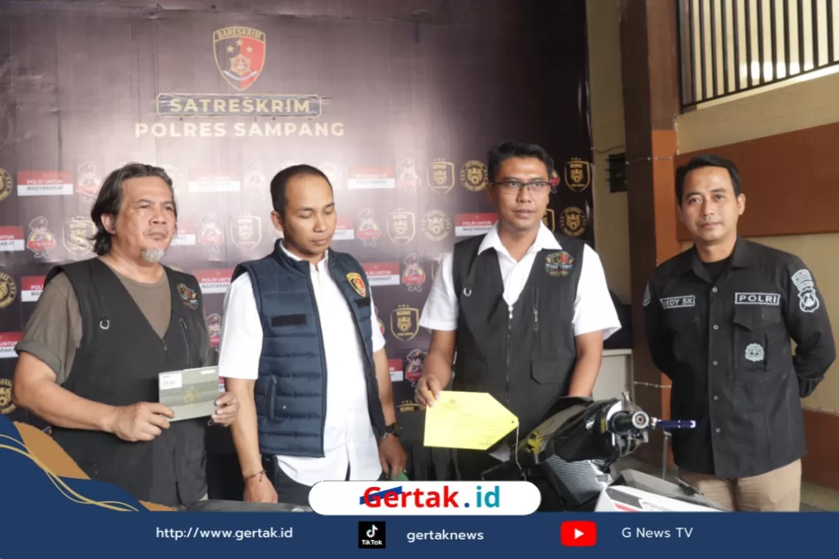SAMPANG, Gertak.id &ndash; Nasib nahas dialami seorang pekerja yang baru pulang dari Surabaya. Niat beristirahat sejenak di sebuah gardu pinggir Jalan Raya Taddan, Kabupaten Sampang, justru berujung kehilan
