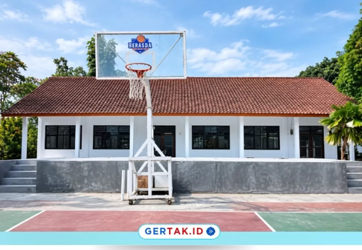 Keterangan Foto : SMAN 2 Rangkasbitung Dapat Revitalisasi 9 Ruang Kelas, Atap hingga Keramik Diperbaiki./Dok.Bpmppovbanten