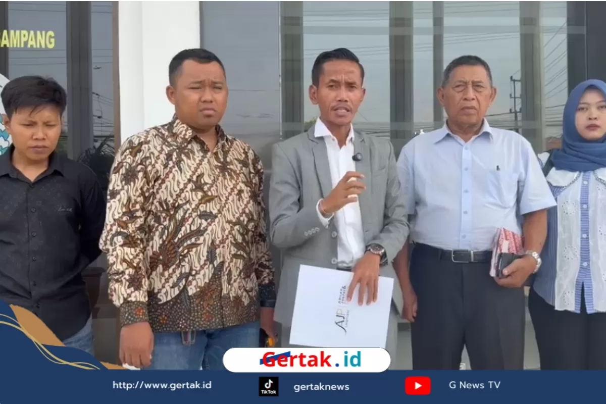 Kasus Korupsi Disdik Sampang Memanas, Kuasa Hukum AT Serahkan Bukti Baru  