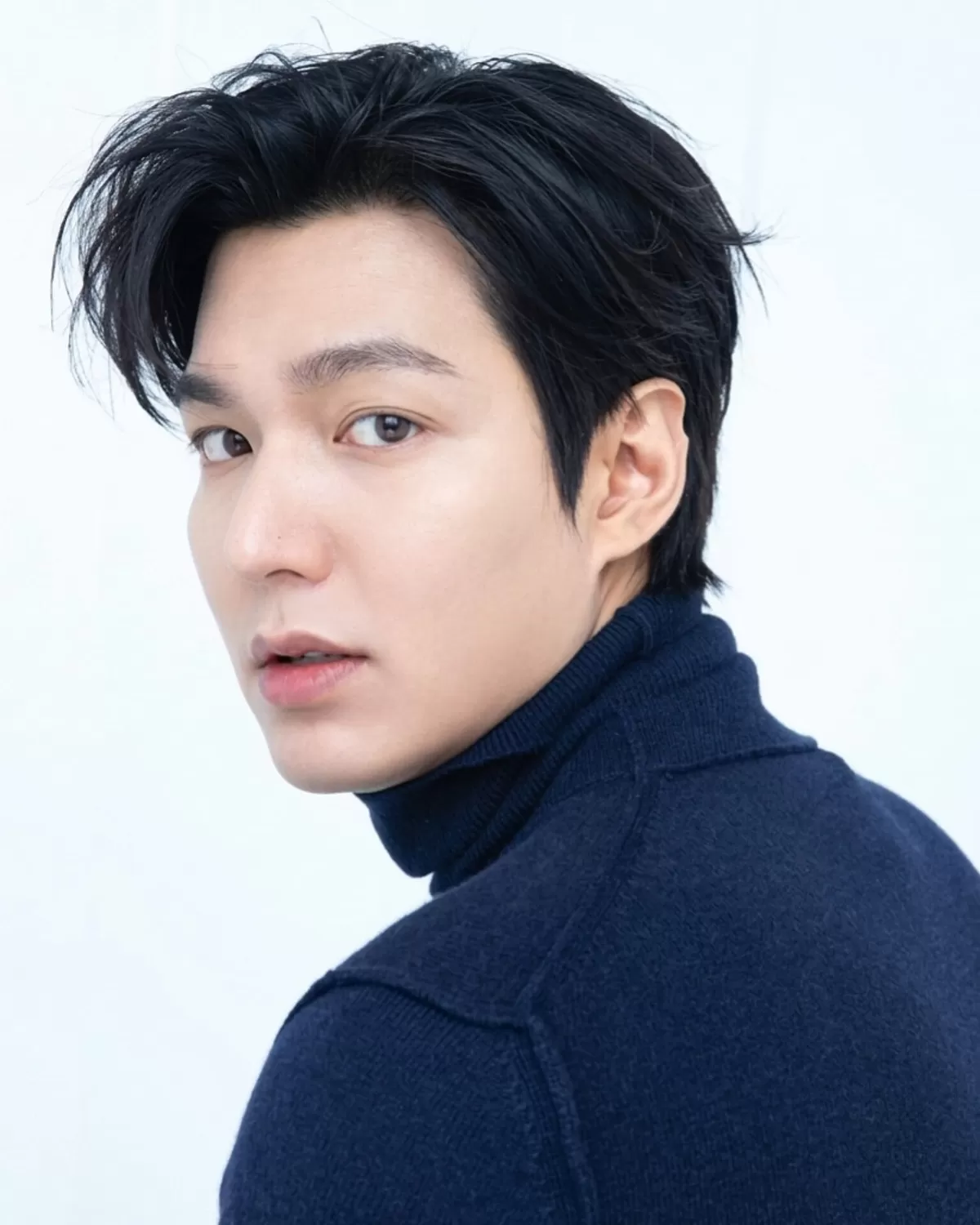 Lee Min-ho, The Most Popular Korean Actor Worldwide for 13 Consecutive Years  (NY Readers)