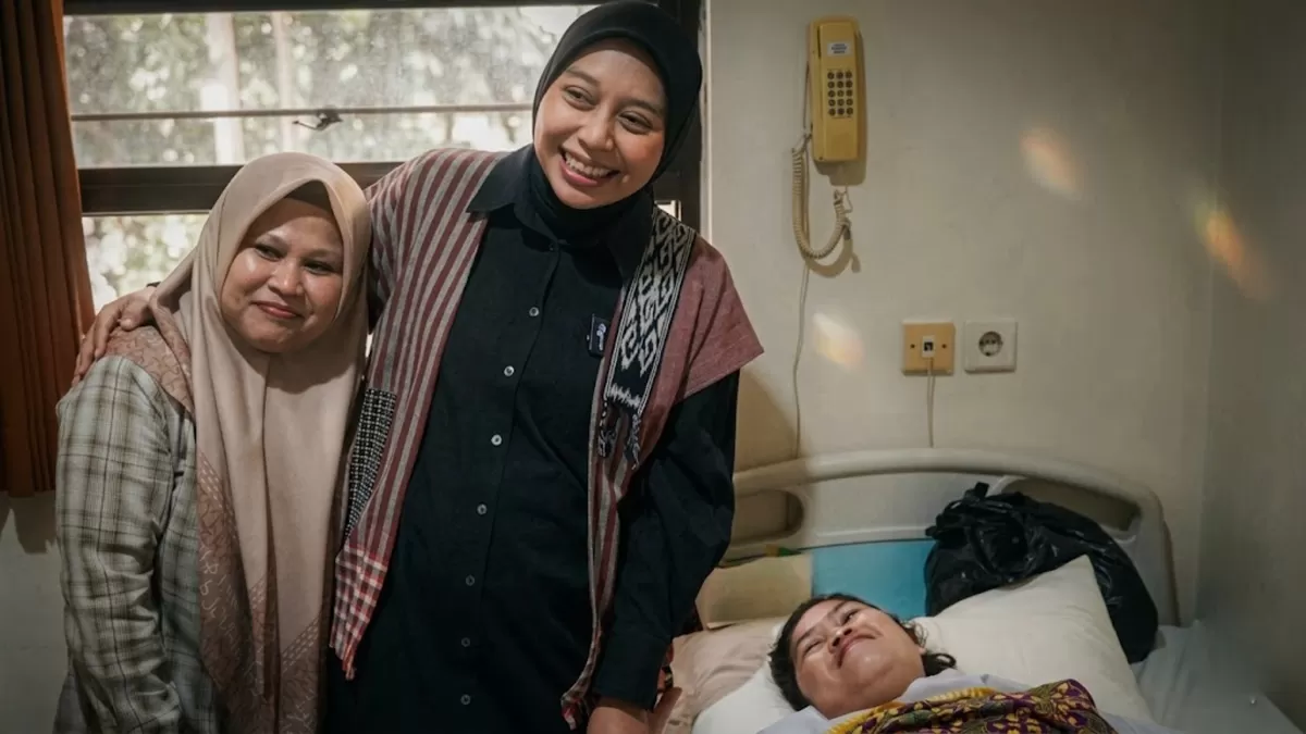 Wakil Bupati Garut, Putri Karlina, melakukan monitoring pelayanan KB metode jangka panjang di Klinik Bunda Alya, Sabtu (25/4/2026). (Foto Istimewa)