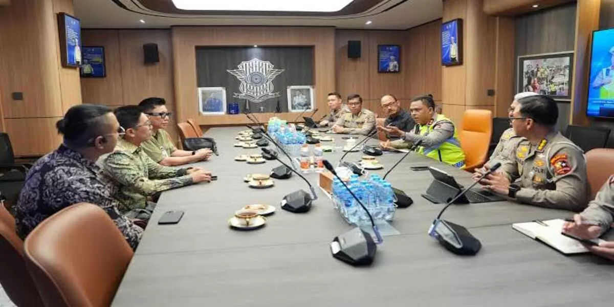 Audiensi Taksi Green SM dengan Kakorlatas PolriIrjen Pol. Agus Suryonugroho