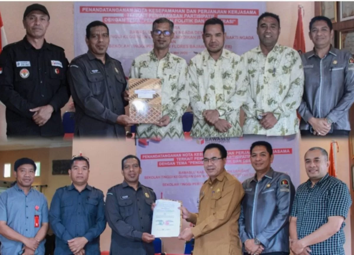Bawaslu Ngada gandeng STIPER dan STKIP Citra Bhakti guna perkuat pengawasan partisipatif mahasiswa untuk bentengi demokrasi. (Foto: Elfrat)