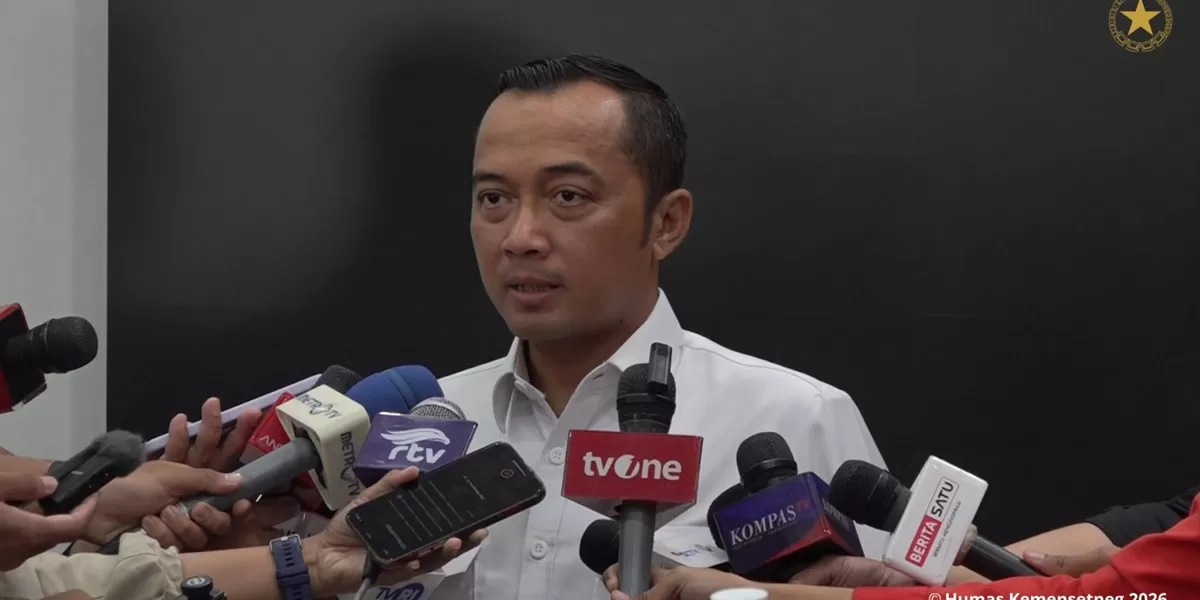 Menteri Sekretaris Negara (Mensesneg) Prasetyo Hadi memberi keterangan Pers di Kompleks Istana Merdeka, Jakarta, Kamis (4/6/2026). (Bakom RI)