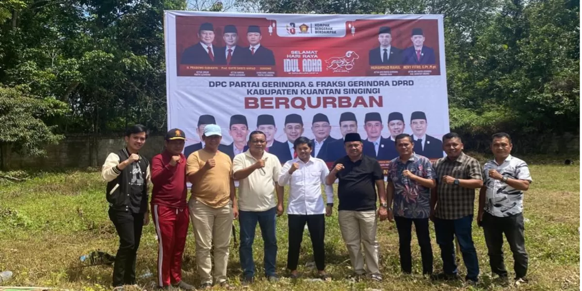 Partai Gerindra Kuansing bersama Fraksi Gerindra DPRD Kuansing turun langsung mengadakan penyembelihan dan pembagian hewan kurban pada Kamis 28/5/2026. (Pedrianto,S.Sos.I)