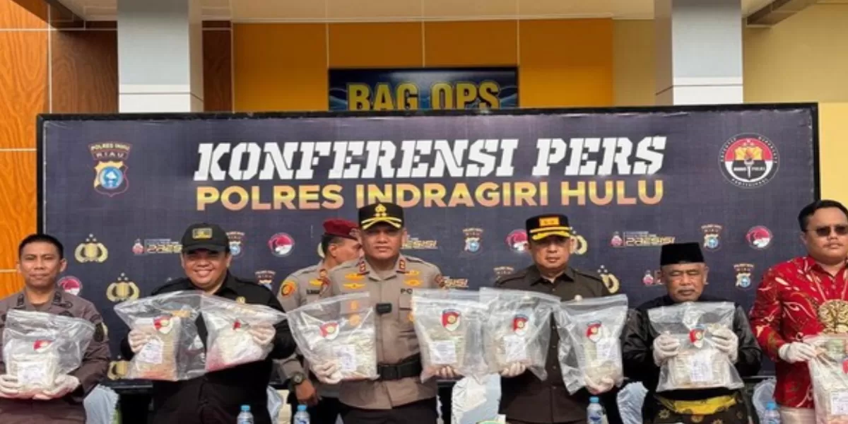 Foto: Pengungkapan Kasus 8 Kg Sabu dan 19 Ribu Ekstasi  (Dok.Istimewa)