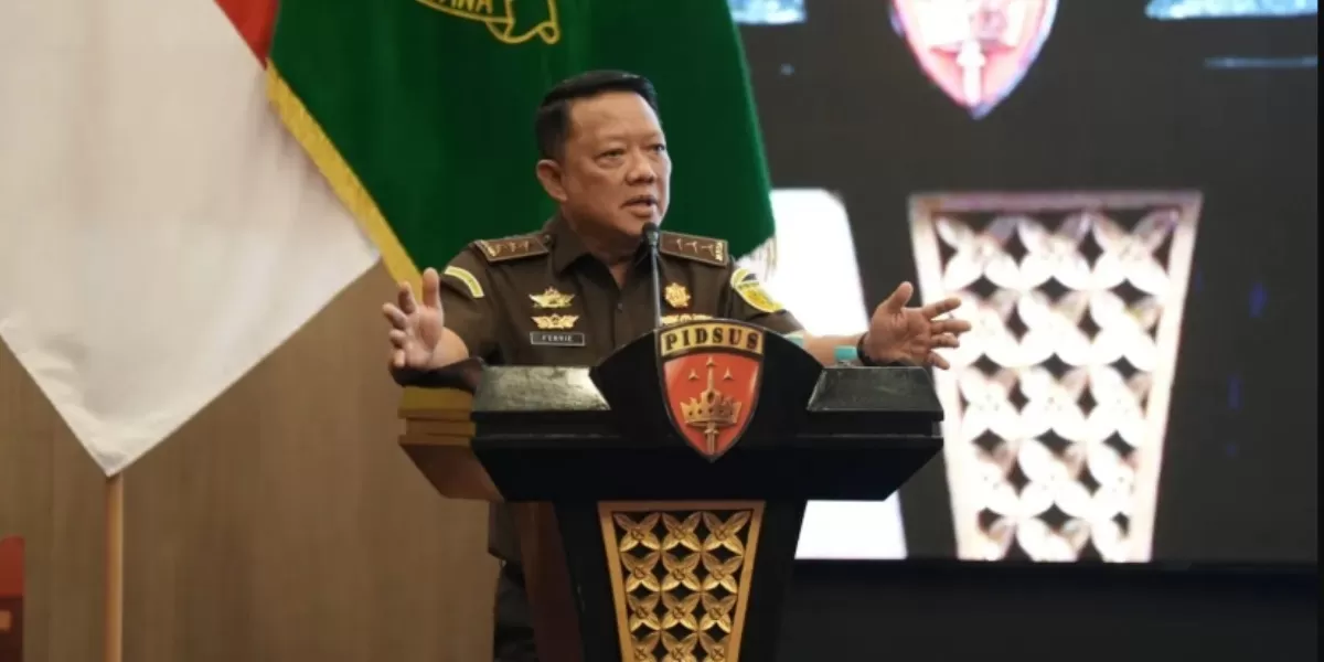 Menyoroti fakta di balik penetapan tersangka Jampidsus, Febrie Adriansyah dalam 3 kasus korupsi. (Dok. Kejagung)