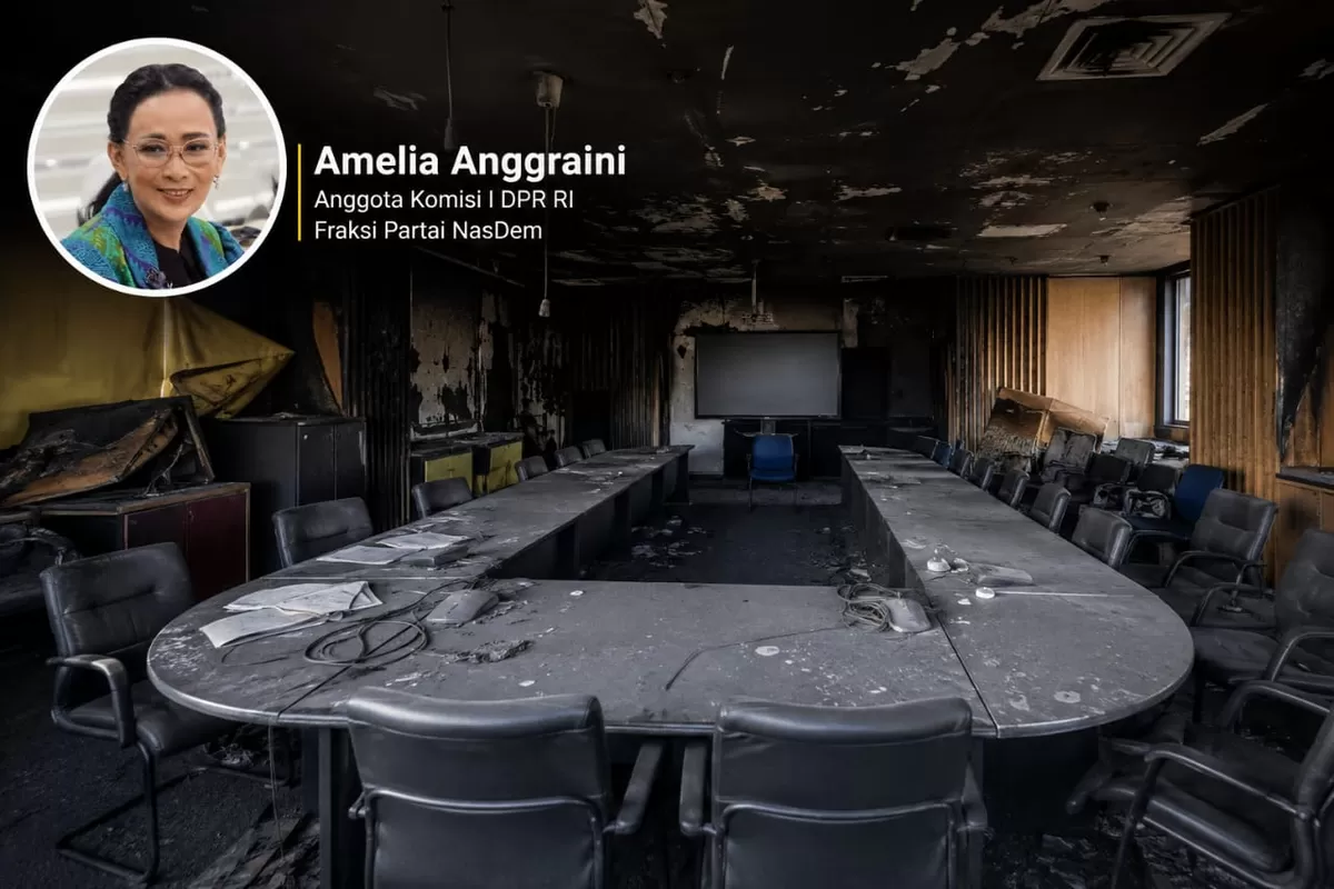 Amelia Anggraini Soroti Kasus Kebakaran Diskominfo Kukar. (KabarSatu.id/ desain foto oleh AI)