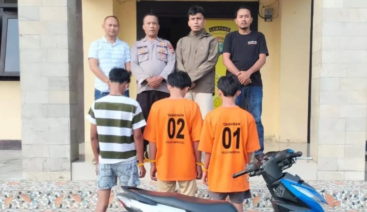 Polsek Wonosobo, Polres Tanggamus, mengamankan tiga pelajar yang diduga terlibat aksi penjambretan. (KabarSatu.id/ dok Polres Tanggamus)