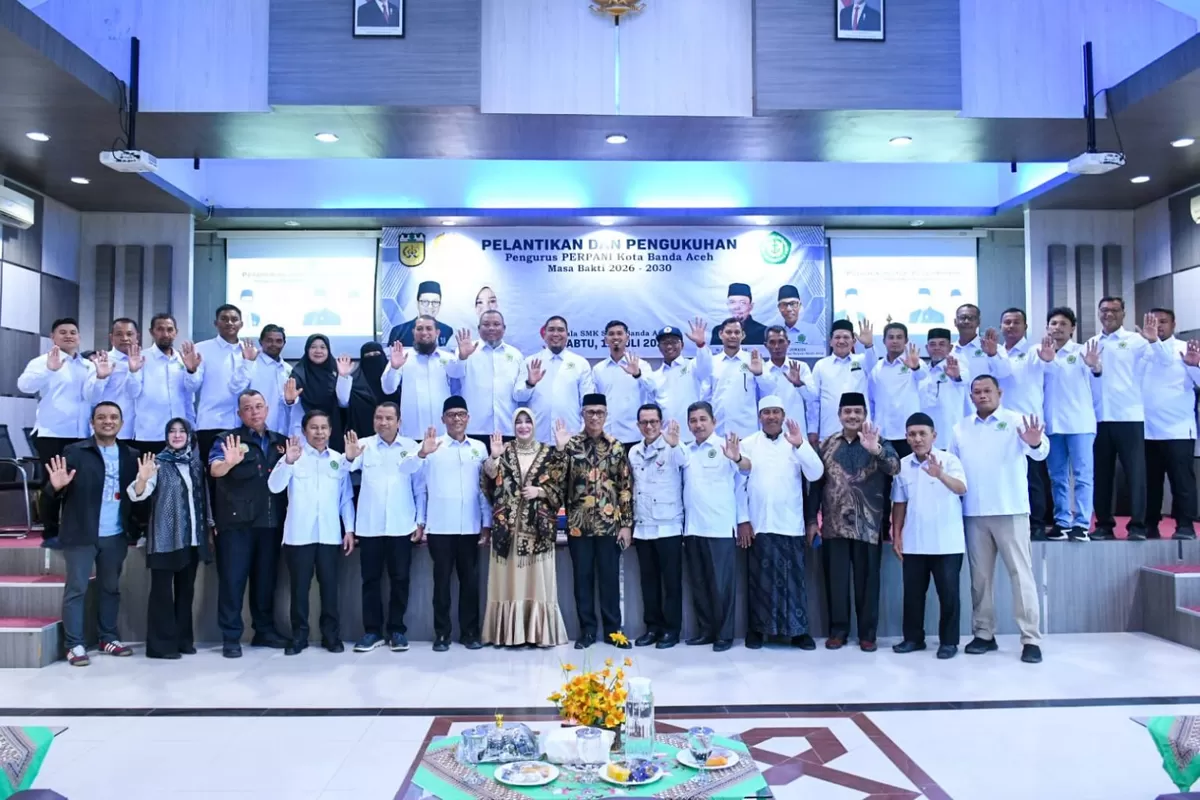 Wali Kota Banda Aceh, Illiza Sa&rsquo;aduddin Djamal, menghadiri pengukuhan Pengurus Cabang (Pengcab) Persatuan Panahan Indonesia (Perpani) Kota Banda Aceh masa bakti 2026&ndash;2030 di Aula SMK-SMTI Banda Aceh. (Dok. Pemko Banda Aceh)