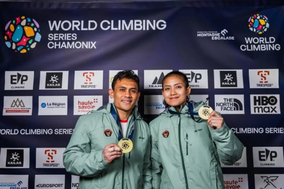 Tim panjat tebing Indonesia berhasil mengawinkan medali emas speed perorangan dalam ajang World Climbing Series Chamonix, Prancis, Minggu (12/7/2026). (Jan Virt/ World Climbing)