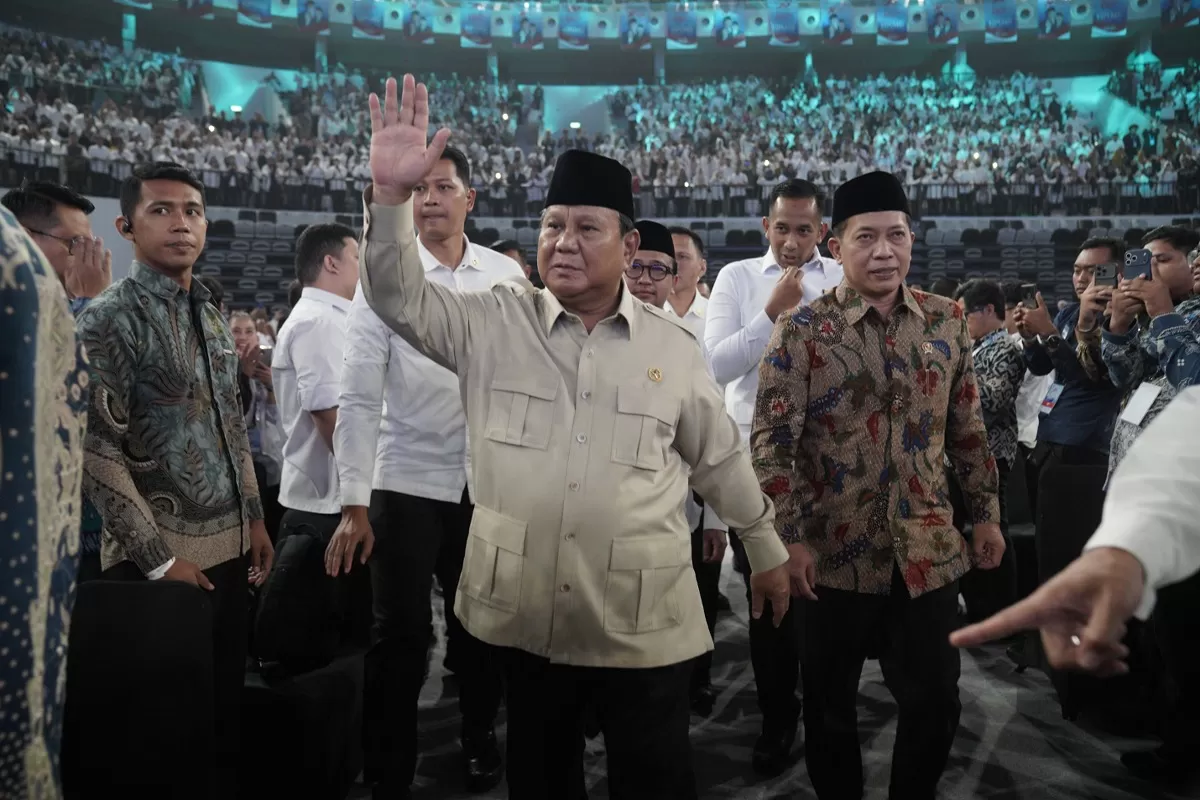 Presiden Prabowo Menyapa Pengurus Koperasi Desa Merah Putih (Dok. BAKOM RI)