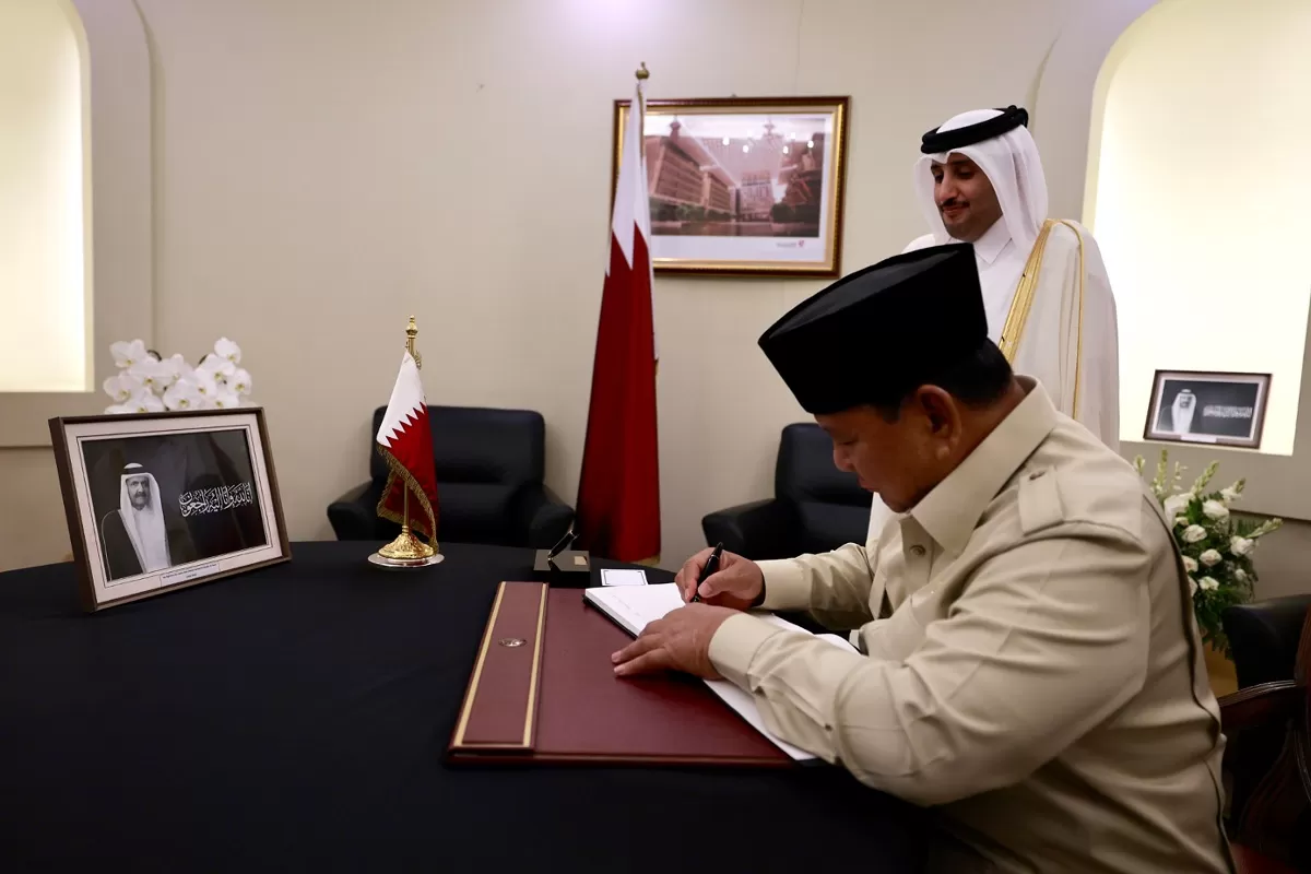 Presiden Republik Indonesia Prabowo Subianto menyampaikan duka cita atas wafatnya Emir Qatar periode 1995&ndash;2013, Sheikh Hamad bin Khalifa Al Thani. (Dok. BAKOM RI)