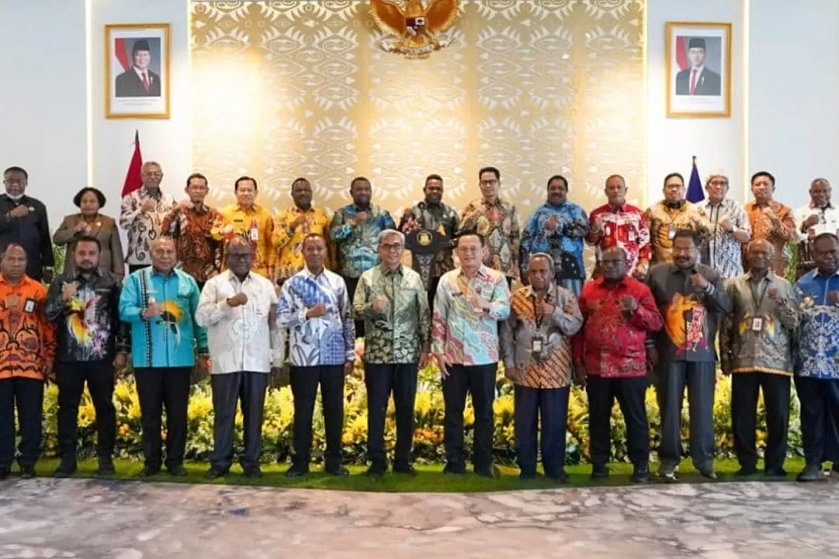 Rapat Koordinasi Perbaikan Tata Kelola Dana Otonomi Khusus Papua di Aula Kantor Gubernur Papua, Jayapura, Kamis (16/7/2026). (Dok. KPK RI)