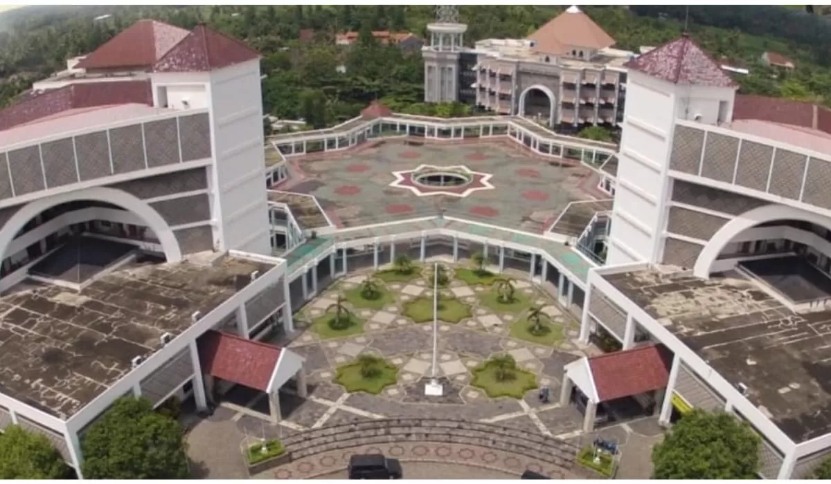 Kasus dugaan pelecehan seksual di UMY oleh oknum dosen Prodi Farmasi. (Instagram/umyogya)
