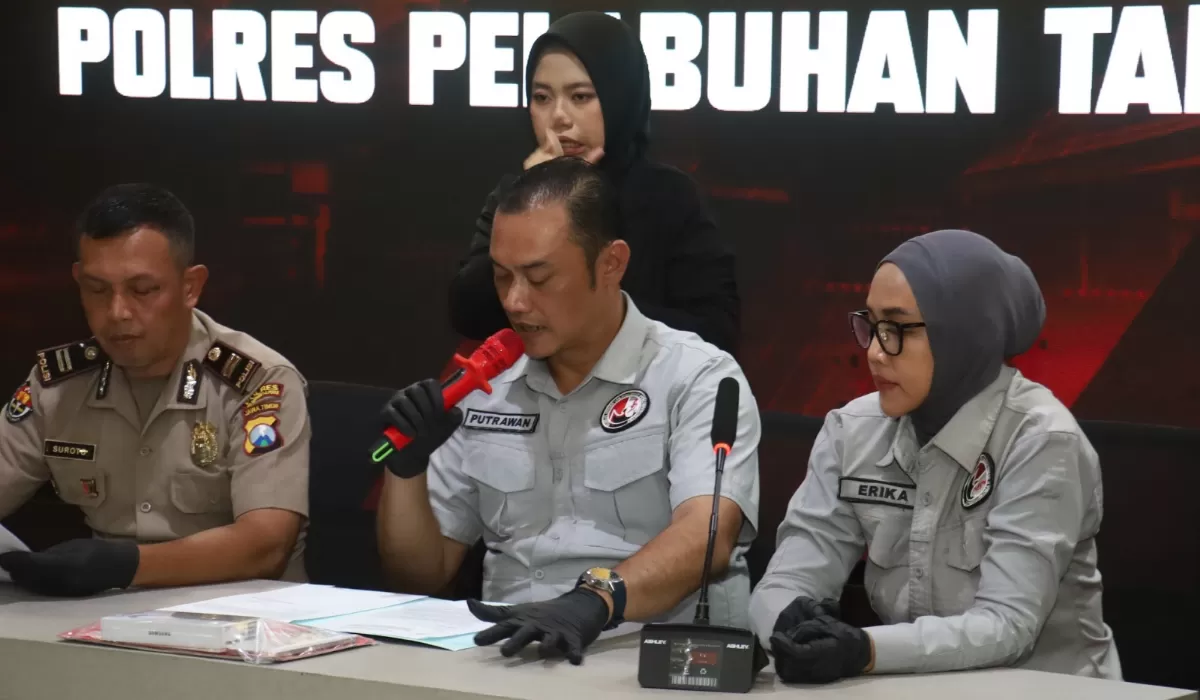 Pres rilis. 