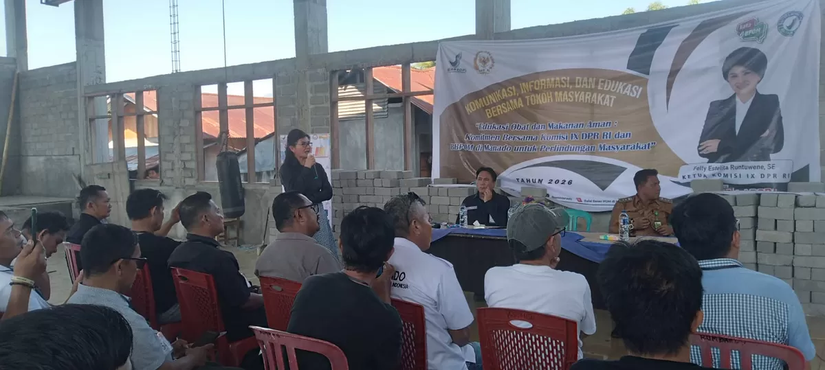 Sosialisasi komunikasi, informasi dan Edukasi (KIE) Terkait Keamanan Obat dan Makanan Oleh Ketua Komisi IX DPR RI Felly Estrelita Runtuwene (Foto. Ist)