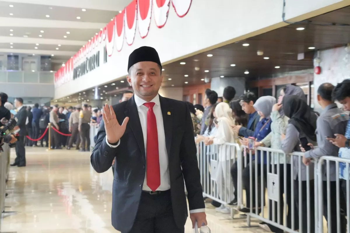 Anggota Komisi XI DPR RI Fraksi PKS Habib Idrus Salim Aljufri apresiasi penetapan Jakarta dan Bali sebagai lokasi PFII di Rapat Paripurna DPR, Jumat (14/8/2026). (Foto: Fraksi PKS)