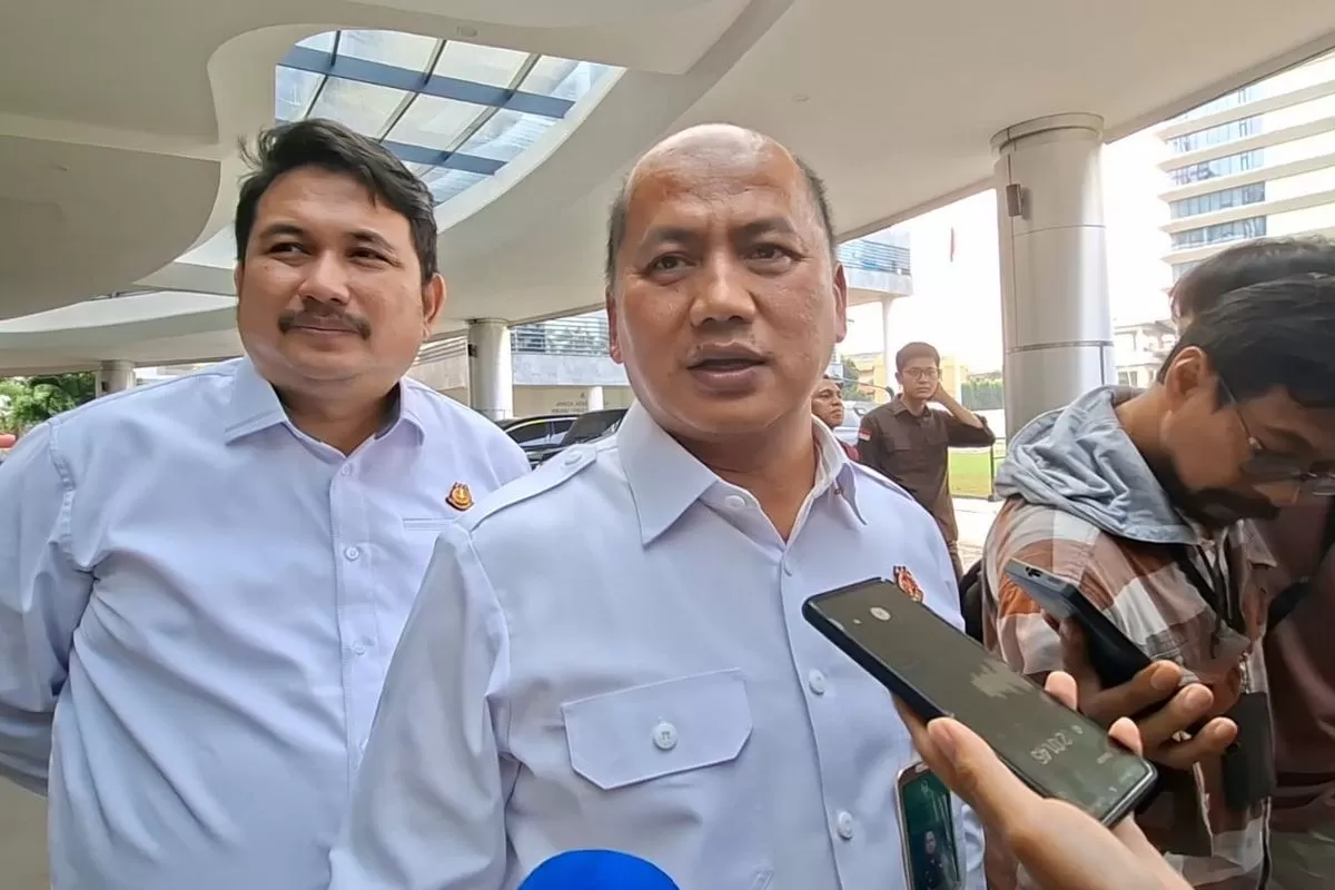 Kepala Pusat Penerangan Hukum Kejaksaan Agung Anang Supriatna memberikan keterangan terkait pemeriksaan saksi dalam kasus dugaan korupsi transfer pricing. (Foto: Kompas/Nicholas Ryan Aditya)