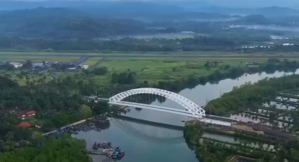 Jembatan Sodongkopo di Kecamatan Cijulang Kabupaten Pangandaran. 
