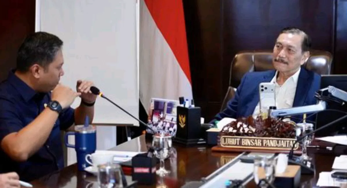 Ketua Dewan Ekonomi Nasional (DEN) Luhut Binsar Pandjaitan bertemu dengan Kepala Badan Gizi Nasional (BGN) Sudaryono di kantor DEN, Jakarta Pusat, Jumat (21/8/2026). Foto: Istimewa. 