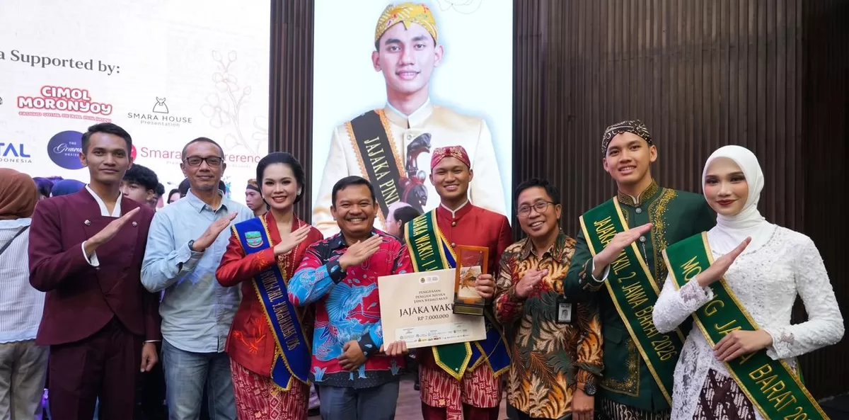 Finalis Moka dengan pengurus Paguyuban Moka serta Disparbud Pangandaran. Istimewa