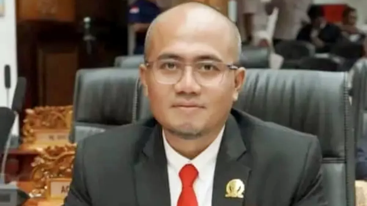 Anggota Komisi B DPRD Surabaya Yuga Pratisabda Widyawasta