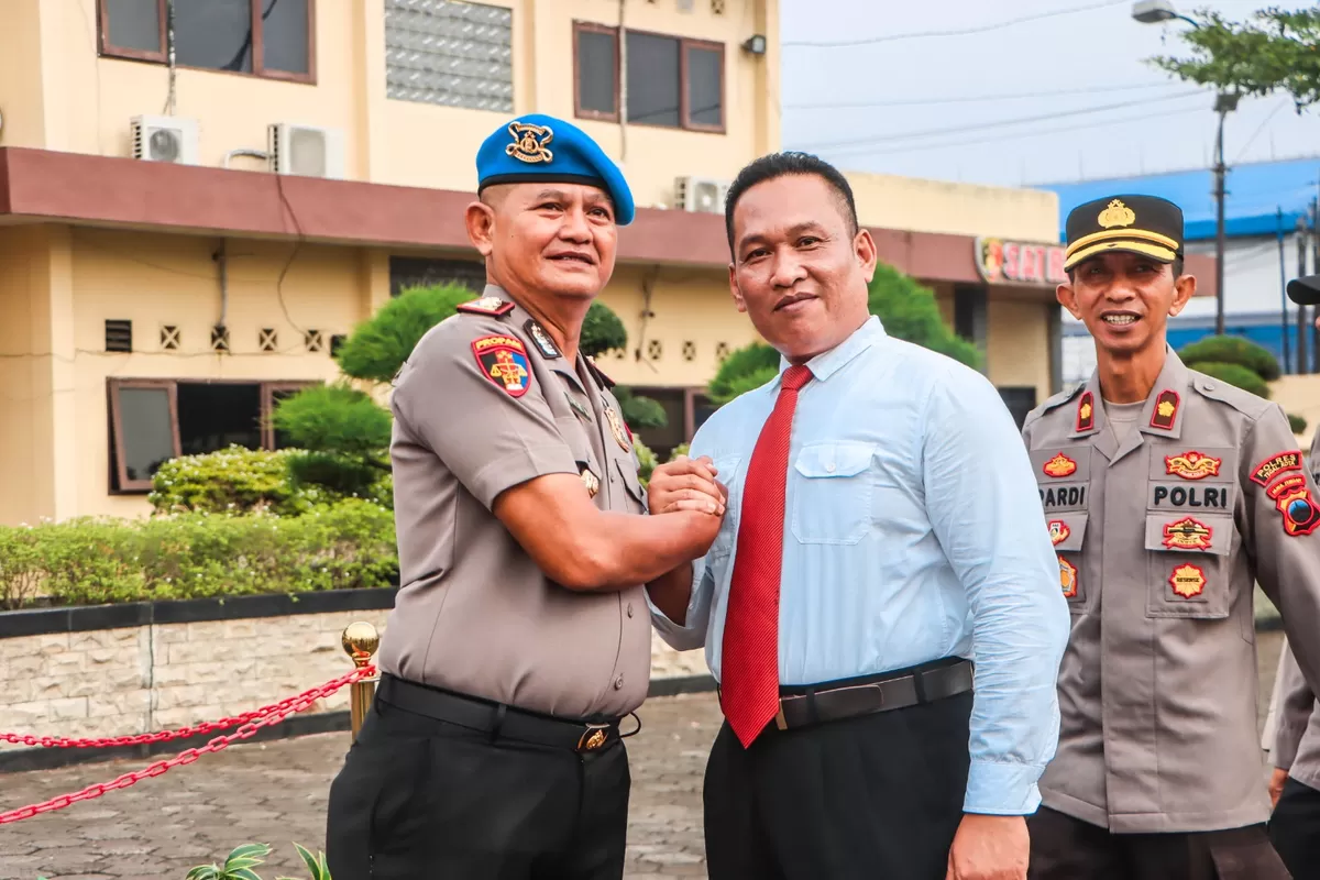 Kasi Propam Polres Tegal Kota Terima Pangkat Pengabdian (Agus R)