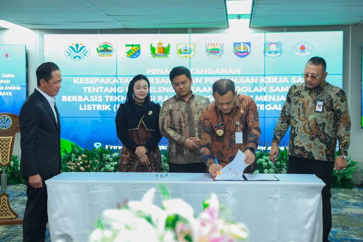 Gubernur Jateng bersama Bupati/Walikota di Jateng (AGUS R)