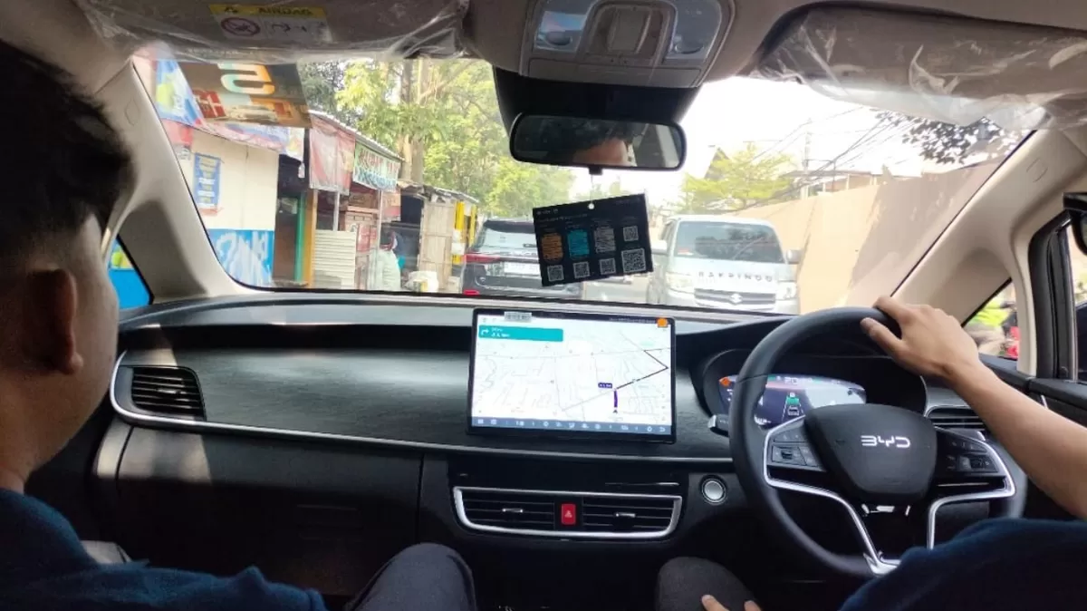 Test Drive BYD M6 DM: Seberapa Nyaman MPV PHEV Ini di Jalur Bandung-Purwakarta-Ciater?