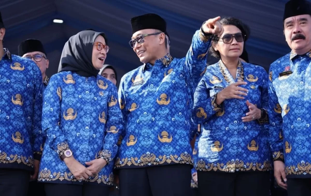 Ramai Kritikan Ketua Komisi II DPR soal Mental Kerja ASN, MenPAN-RB dan Kepala BKN Unggah Pesan soal Pengabdian pada Negara