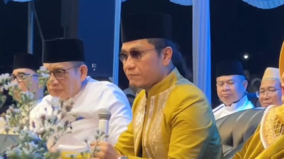 Gus Miftah Tegaskan Tak Kenal Dheky Martin, Respons Terbuka dari sang Pendakwah saat Harlah Ponpes Ora Aji