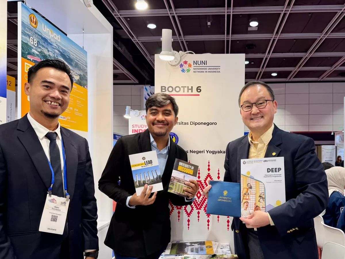 Delegasi Universitas Diponegoro berpartisipasi dalam ajang Asia-Pacific Association for International Education (APAIE) 2026 di Hong Kong Convention and Exhibition Centre, memperluas jejaring global