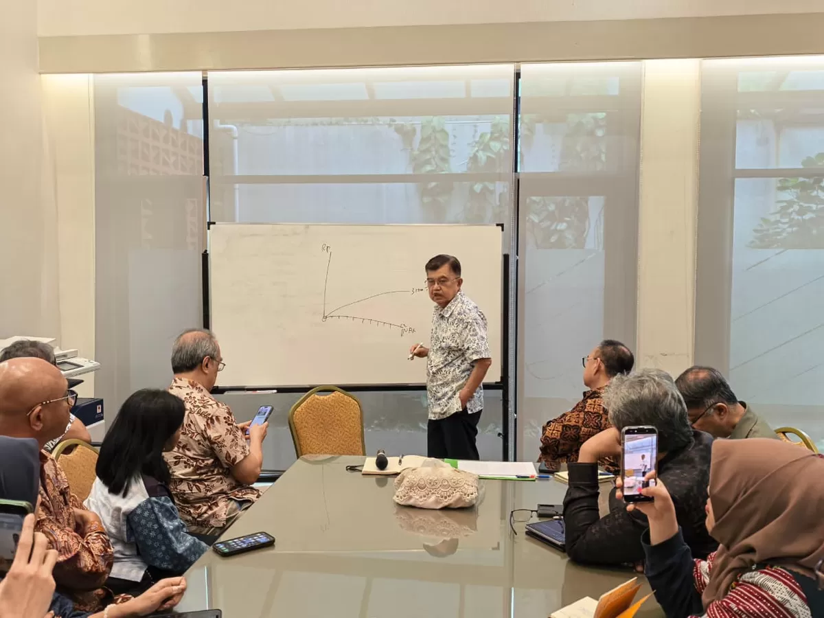 Jusuf Kalla dalam diskusi tokoh lintas generasi di kawasan Jakarta Selatan, Sabtu (7/3/2026). (Ist)