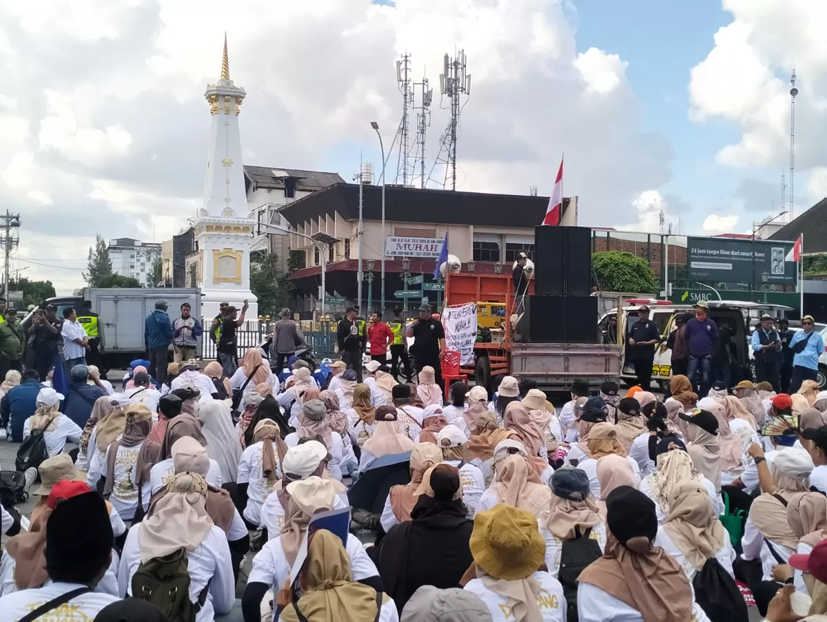 AksiDamai Ratusan Buruh di seputaran Tugu Jogja ist.