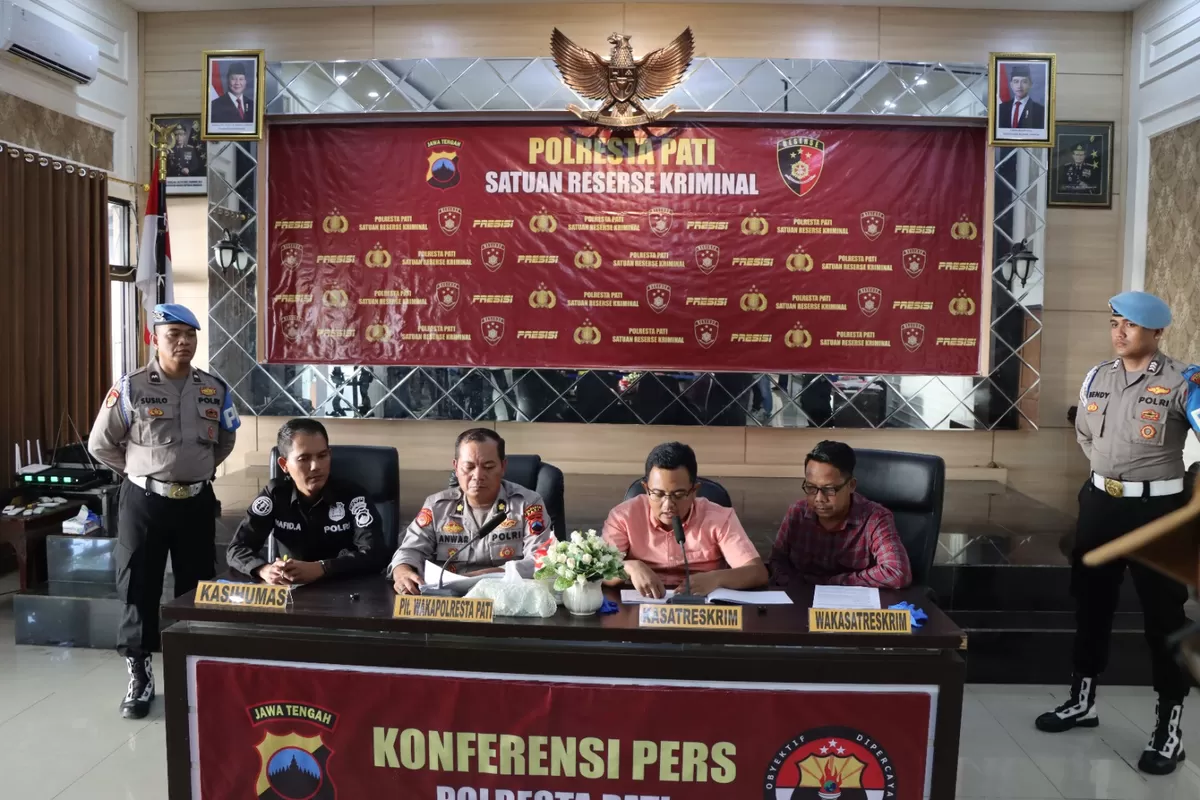 Satreskrim Polresta Pati mengungkap kasus dugaan tindak pidana penipuan dan atau penggelapan dengan nilai kerugian mencapai miliaran rupiah.