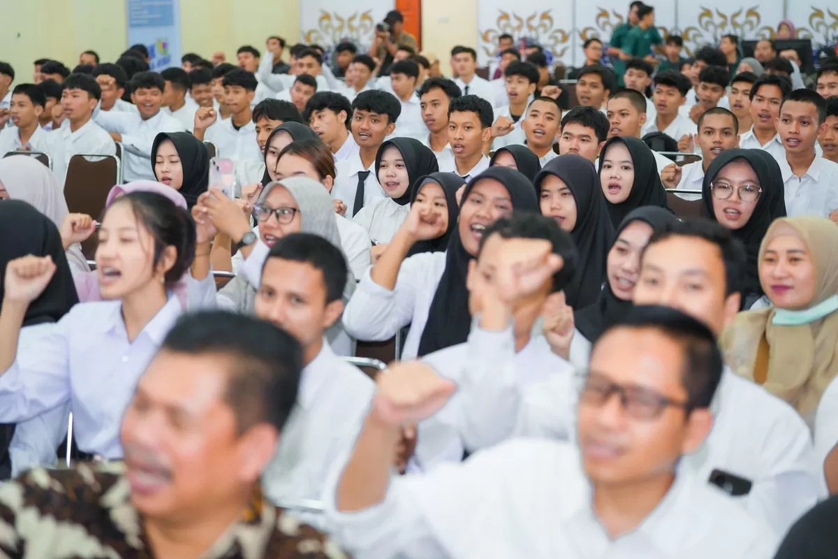 Para siswa SMK asal Kabupaten Tulungagung, Trenggalek dan Kabupaten Pacitan, Jawa Timur, penuh semangat  akan mengikuti magang kerja di luar negeri. (Ist)