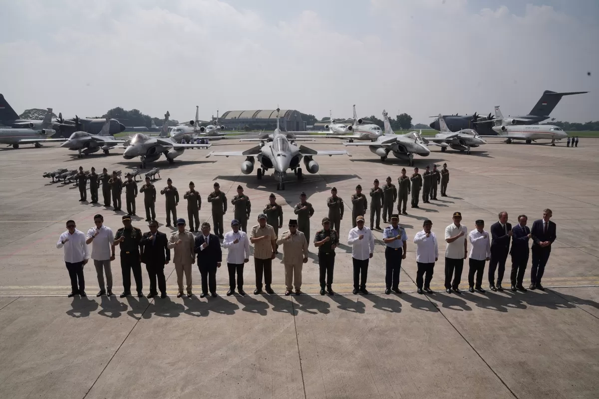Serah Terima Jet Tempur Rafale dan alutista di Halim Perdana Kusuma Dok. BakomRI