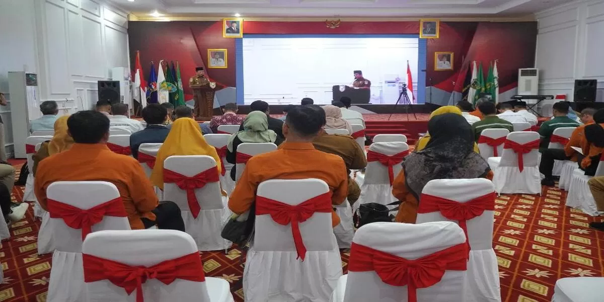 Sekda Bengkulu, Herwan Antoni membuka rapat koordinasi terkait pelaksanaan sensus ekonomi di Bengkulu tahun 2026.(Foto/Ist) 