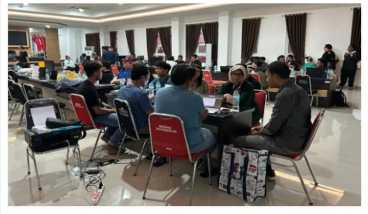 Polda Jateng menangkap 38 tersangka sindikat penipuan online internasional bermodus investasi crypto palsu.